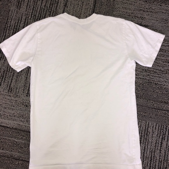 T-Shirt - Picture 2 of 2